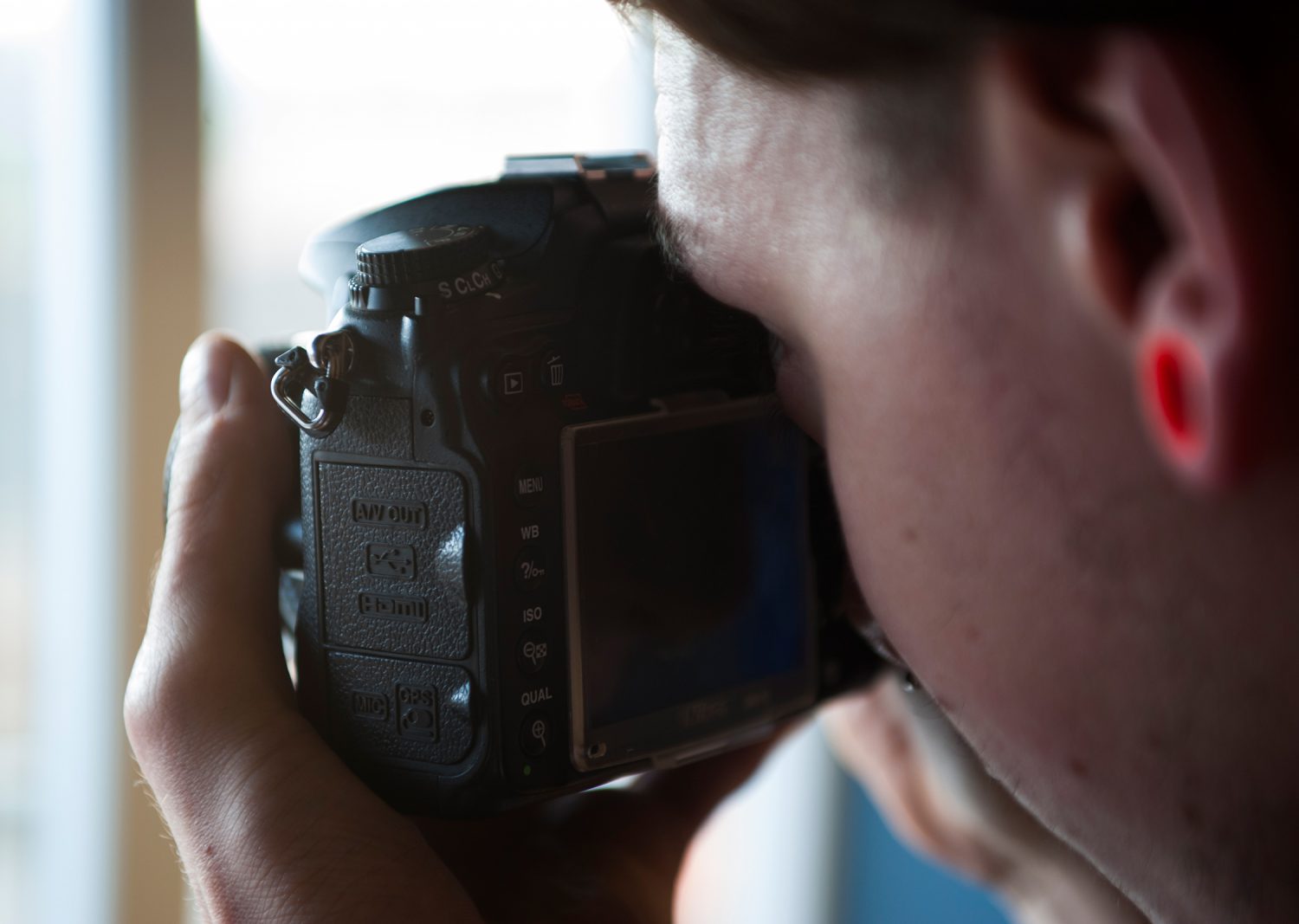 nikon-d7000-side-profile