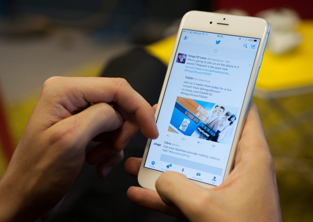 blurred-notebook-closeup