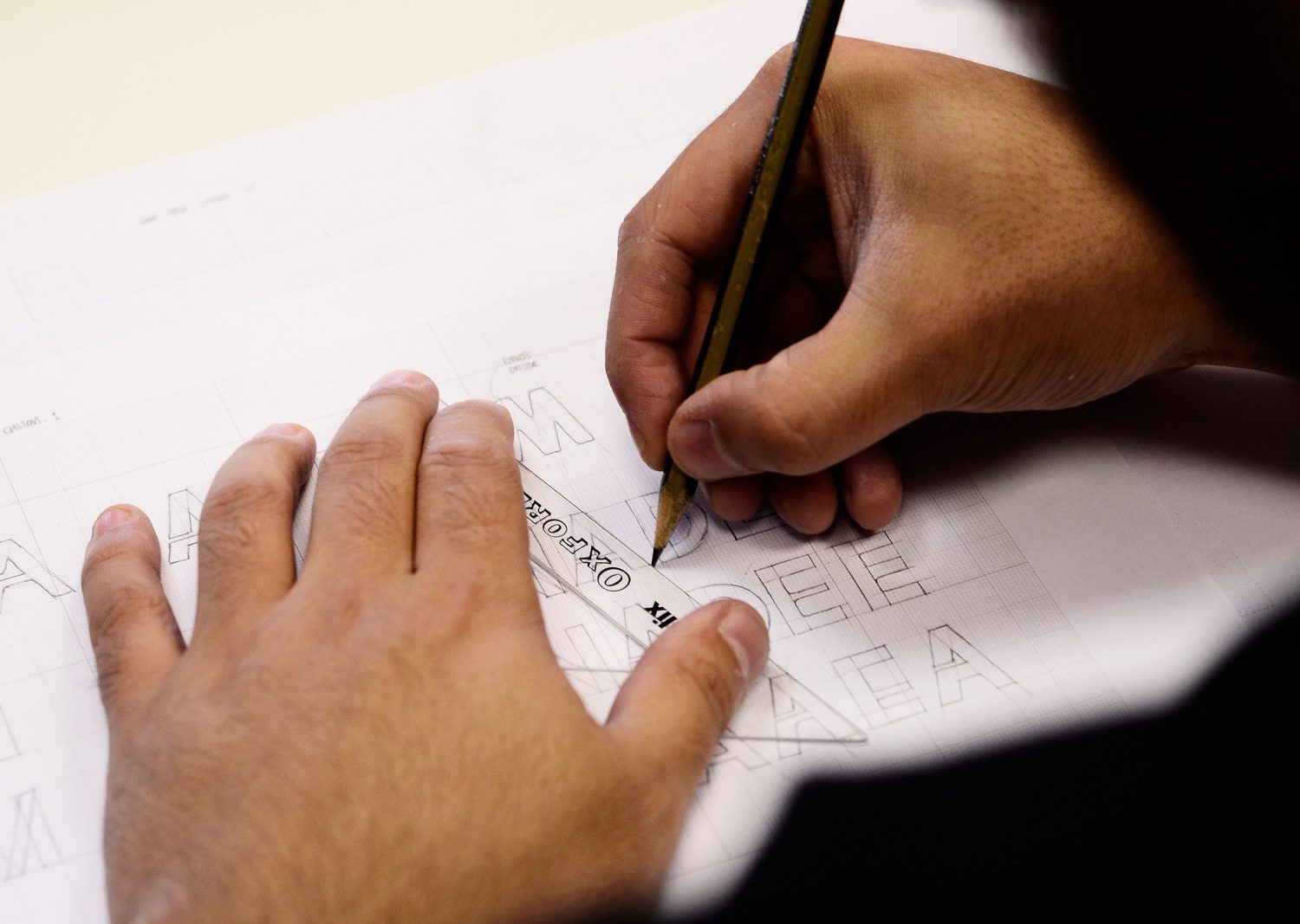 macknade-logo-angular-type-design